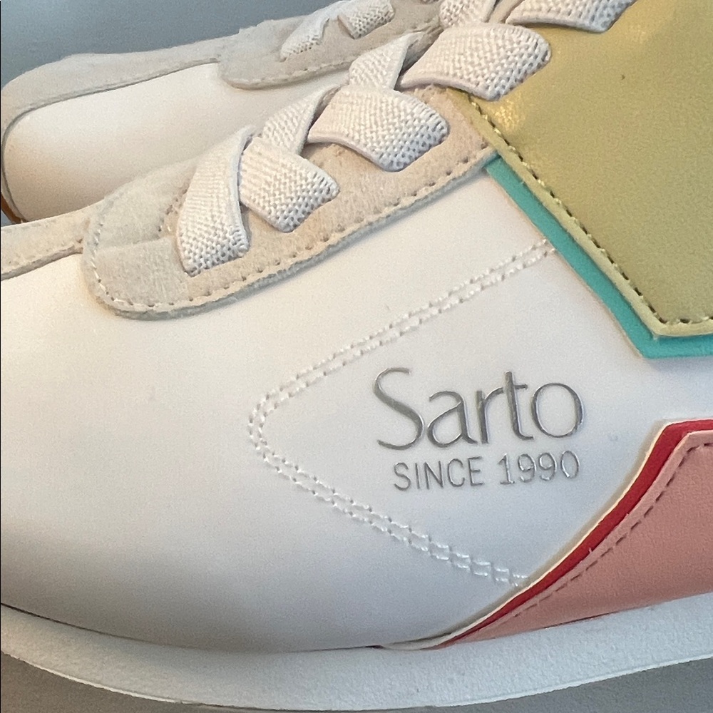 Franco Sarto White and Cream Sneakers with Pastel Accents 9.5sz - Picture 2 of 8